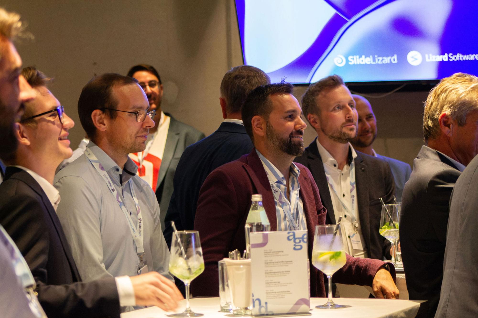 Wine & Business 2026 Gäste an den Tischen